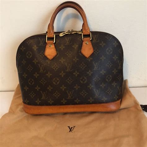 louis vuitton stofzak|Louis Vuitton clothing.